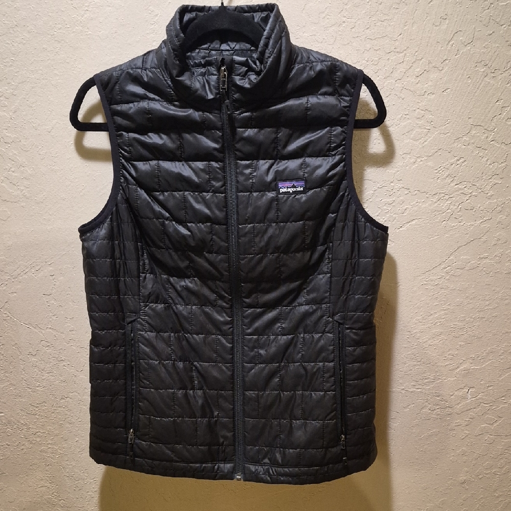 Patagonia Black Quilted Lightweight Vest